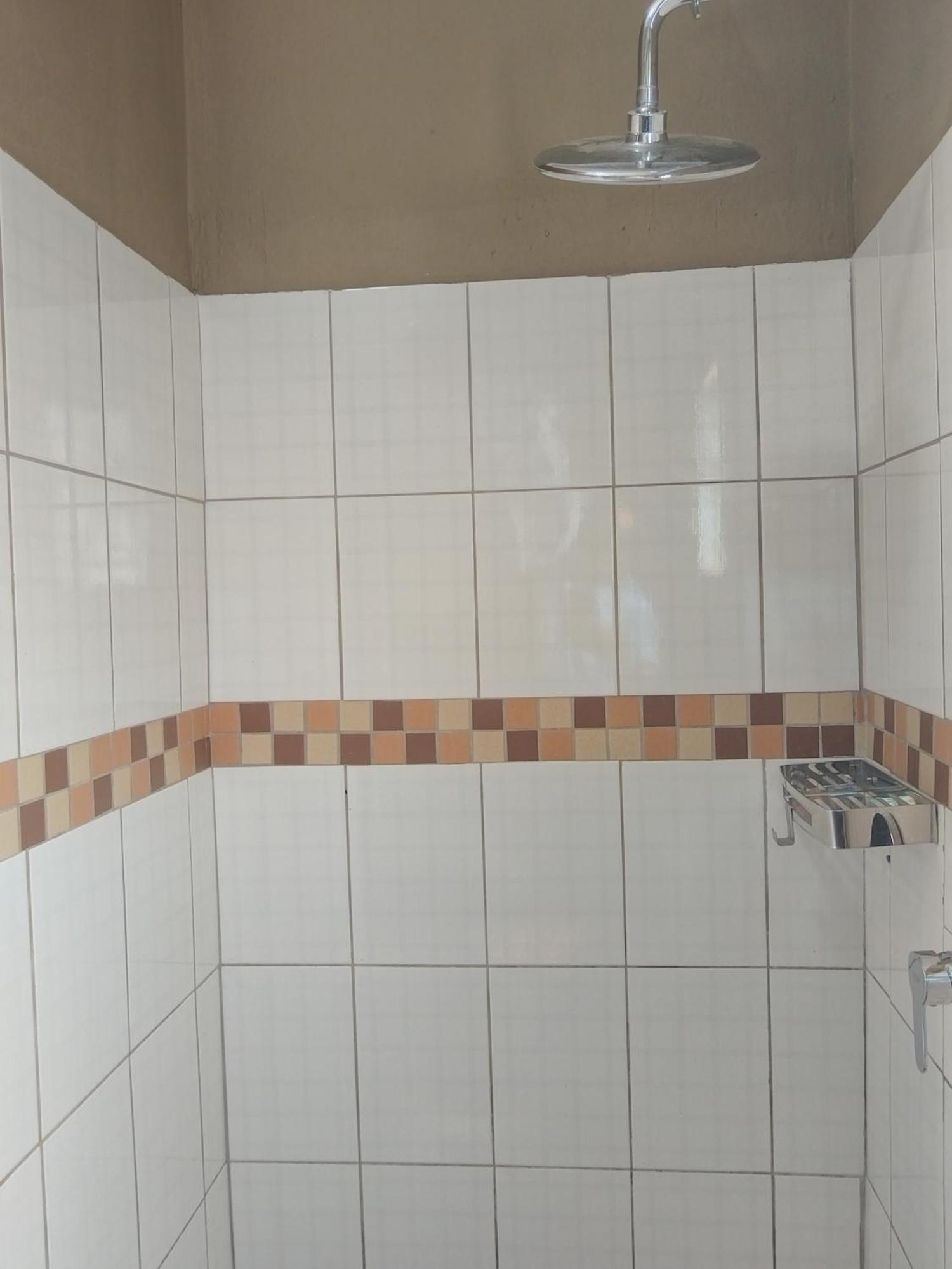 Looks Cottages Self Catering Apartments Kasane Ngoại thất bức ảnh